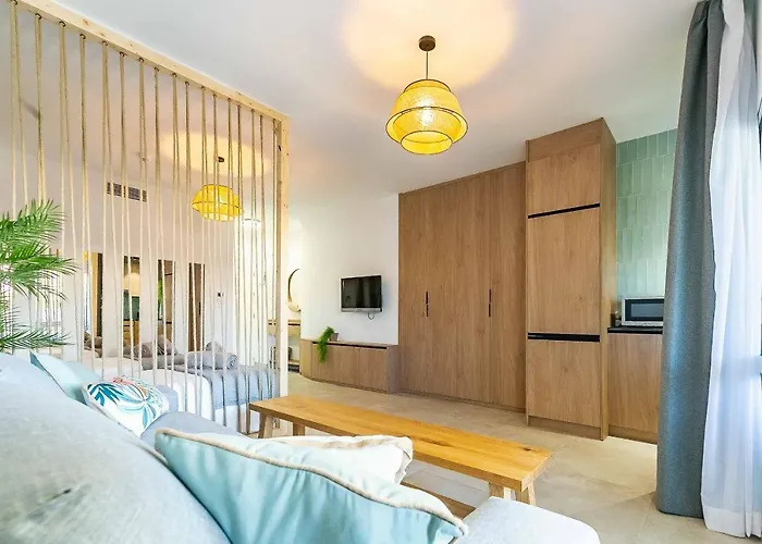 Solana 16 17 * פואנגירולה