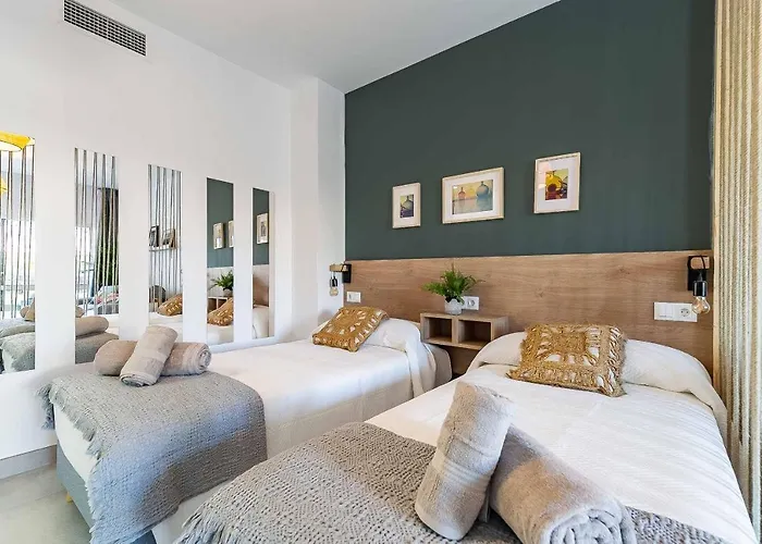 Solana 16 17 * Fuengirola