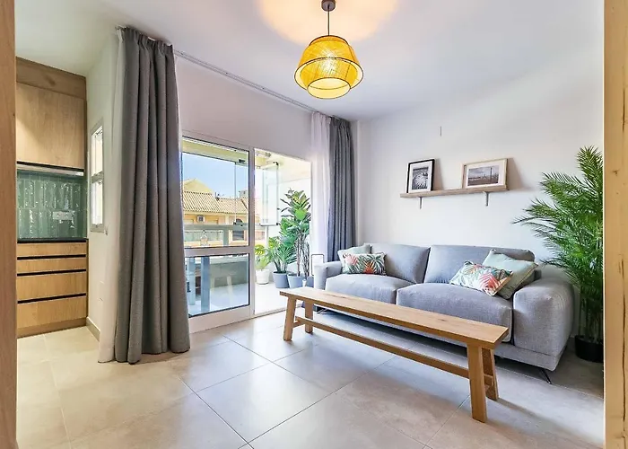 Solana 16 17 * Fuengirola