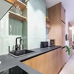Solana 16 17 Apartment *